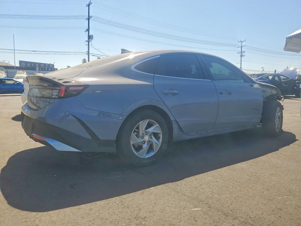 Photo 3 from auction – 2025 HYUNDAI SONATA with VIN KMHL24JA2SA429963