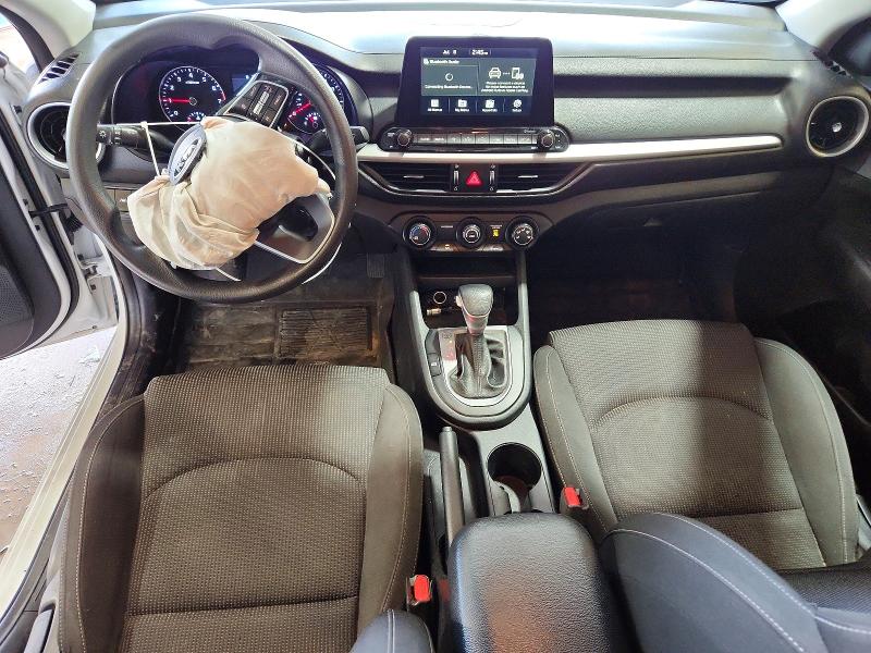 Photo 8 from auction – 2021 KIA FORTE with VIN 3KPF24AD9ME331590