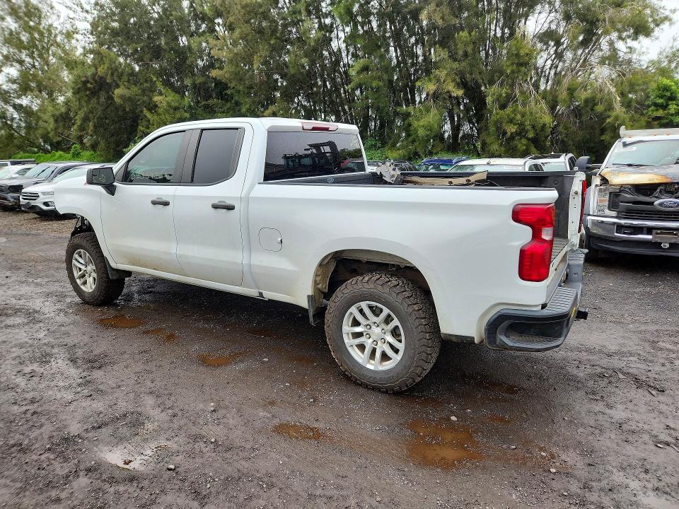Снимка 2 от търг – 2020 CHEVROLET SILVERADO с VIN 1GCRYAEF1LZ130632