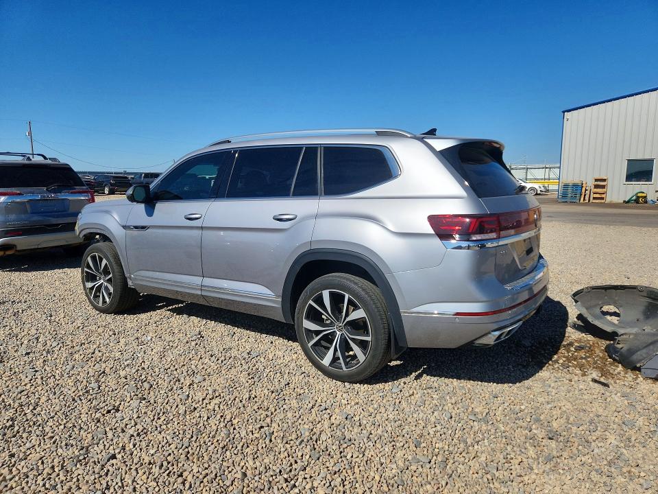Photo 2 from auction – 2024 VOLKSWAGEN ATLAS with VIN 1V2FR2CA4RC520759