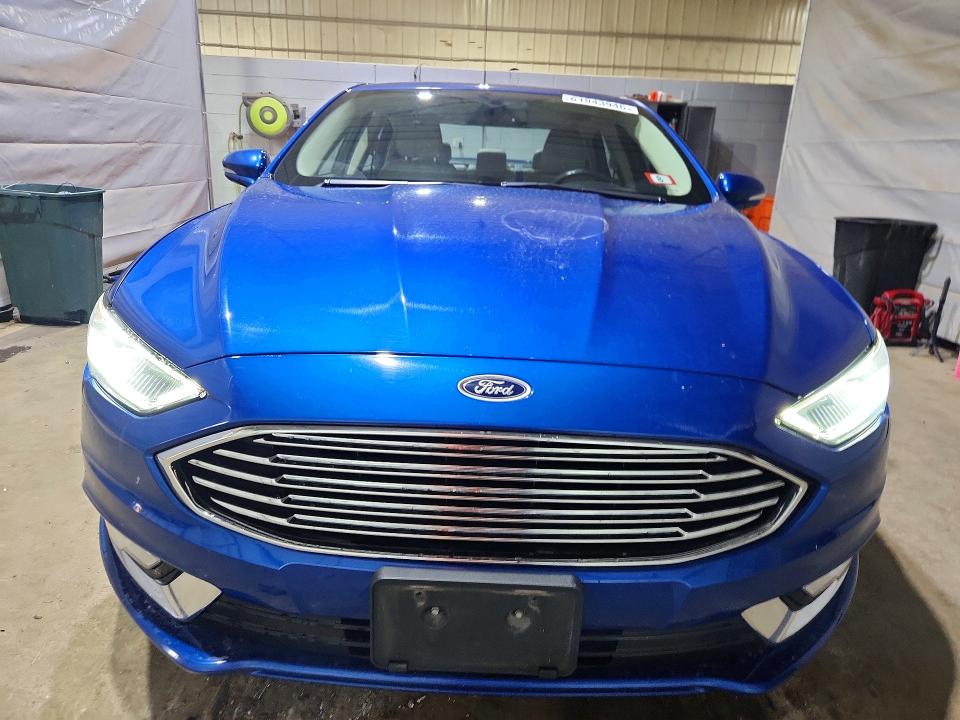 Photo 5 from auction – 2017 FORD FUSION with VIN 3FA6P0RU9HR375477