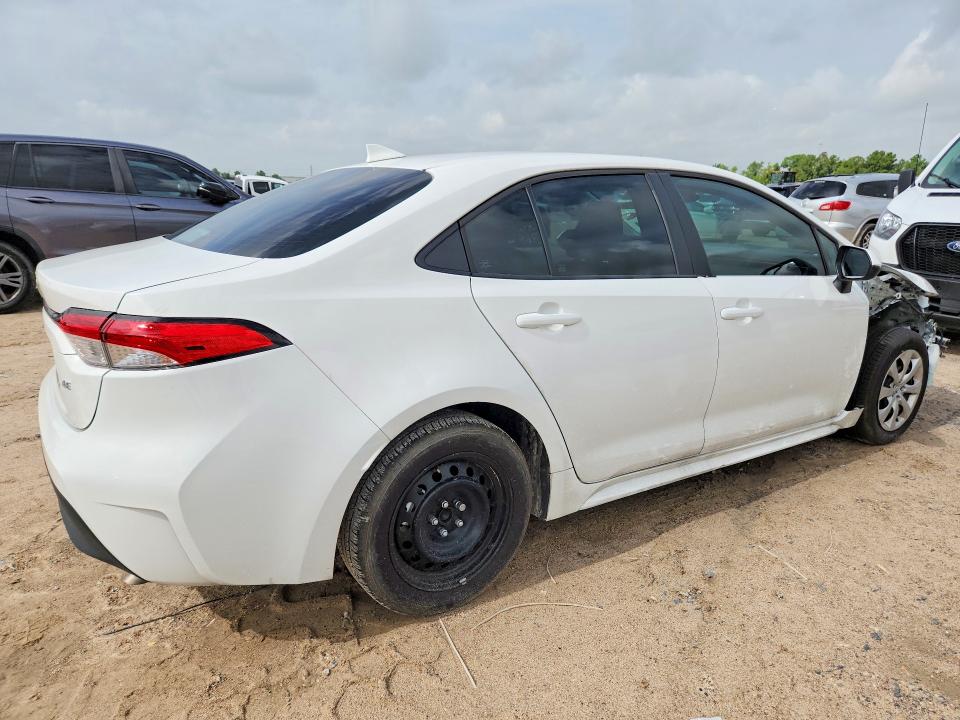 Photo 3 from auction – 2026 TOYOTA COROLLA with VIN 5YFB4MDE4TP370775
