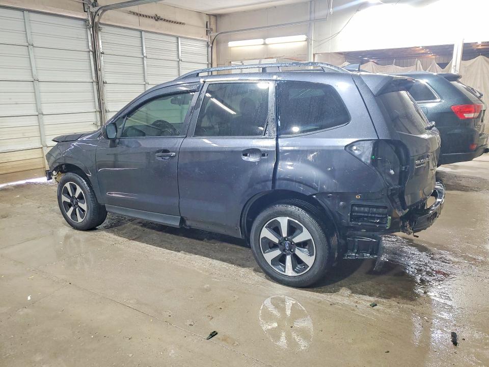 Photo 2 from auction – 2018 SUBARU FORESTER with VIN JF2SJAEC7JH585629