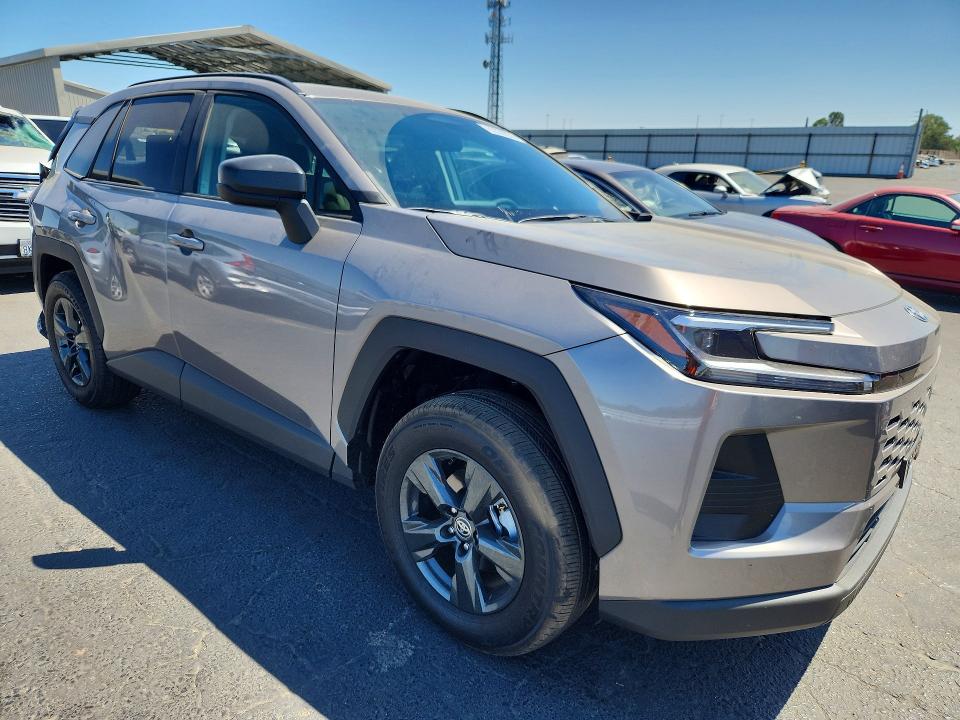 Photo 4 from auction – 2026 TOYOTA RAV4 with VIN 2T36DRBV6TC014482