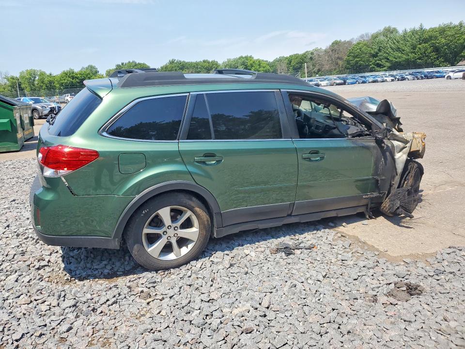 Photo 3 from auction – 2014 SUBARU OUTBACK with VIN 4S4BRCLC9E3246133
