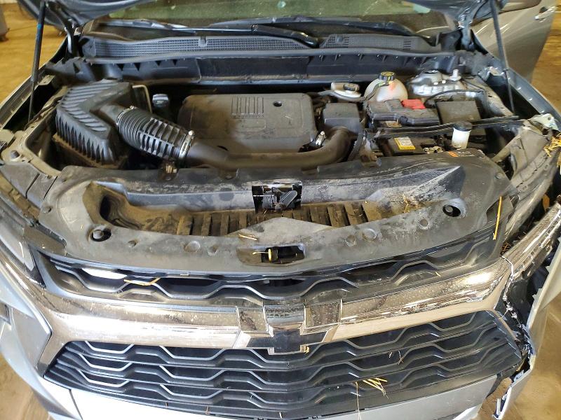 Photo 11 from auction – 2023 CHEVROLET BLAZER with VIN 3GNKBHR45PS212037