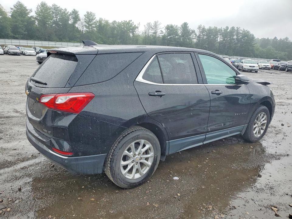 Photo 3 from auction – 2019 CHEVROLET EQUINOX with VIN 2GNAXTEV6K6287951