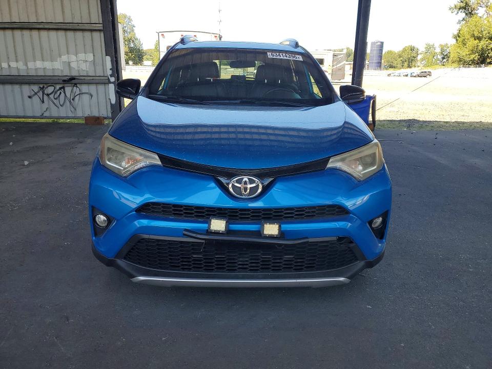 Photo 5 from auction – 2016 TOYOTA RAV4 with VIN JTMJFREV8GD179905