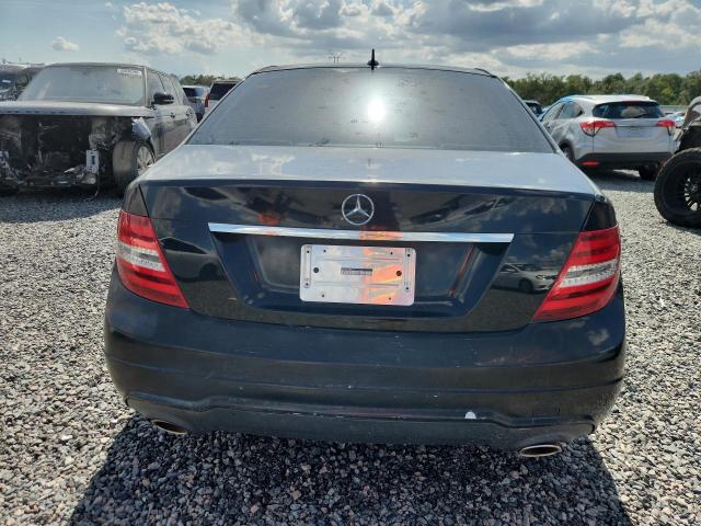 Photo 6 from auction – 2012 MERCEDES-BENZ C with VIN WDDGF8BB0CF910510