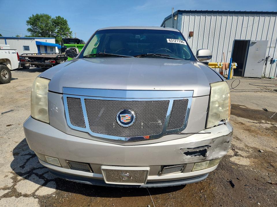 Photo 5 from auction – 2009 CADILLAC ESCALADE with VIN 1GYFC23259R191301