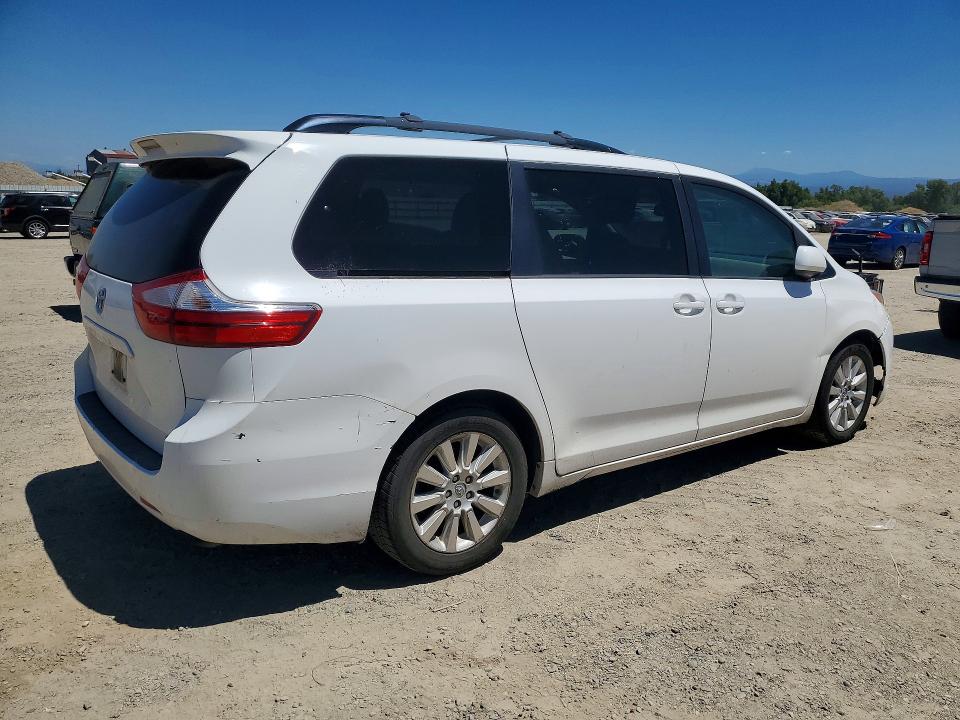 Photo 3 from auction – 2015 TOYOTA SIENNA with VIN 5TDJK3DC7FS123174