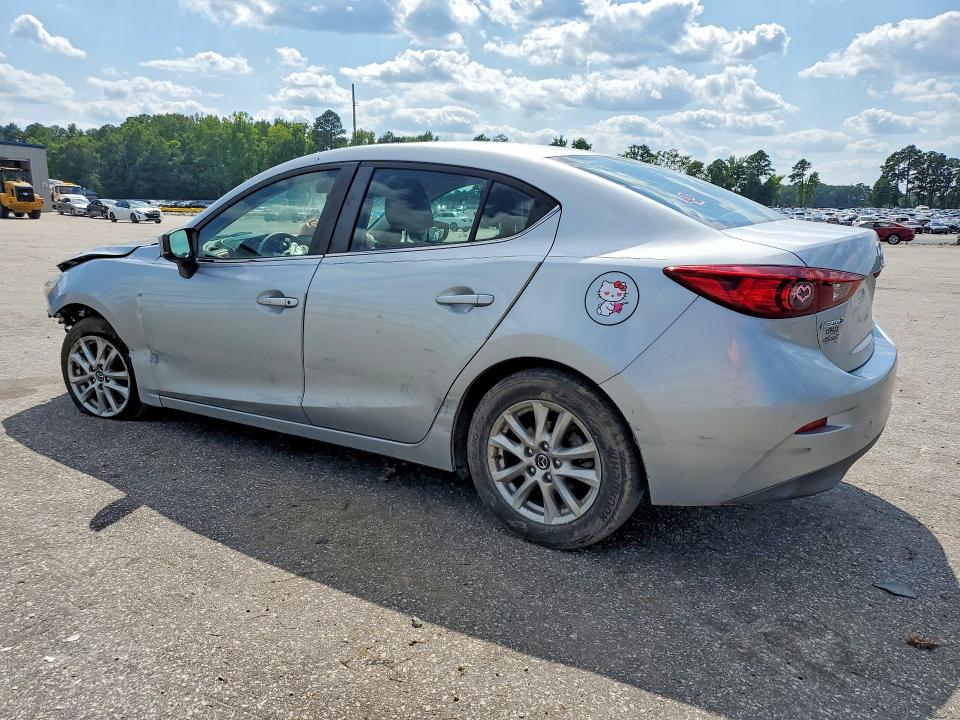 Фото 2 с аукциона – 2018 MAZDA 3 с VIN 3MZBN1U74JM188542