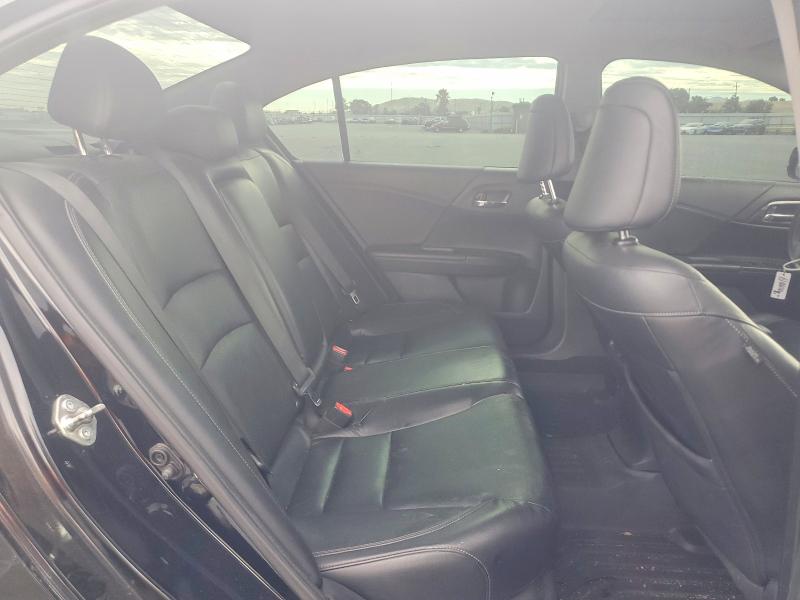 Photo 10 from auction – 2016 HONDA ACCORD with VIN 1HGCR3F0XGA005787