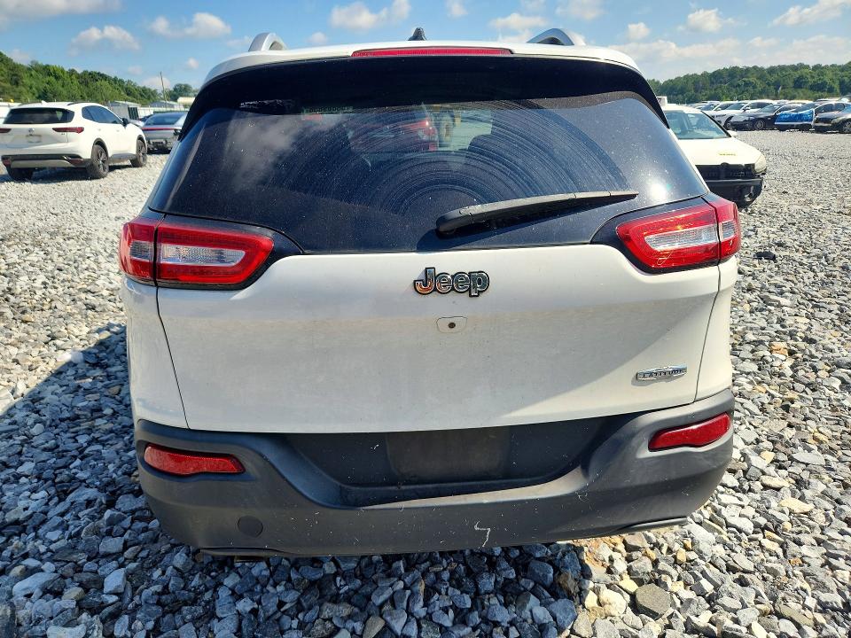 Photo 6 from auction – 2015 JEEP CHEROKEE with VIN 1C4PJLCB2FW607999