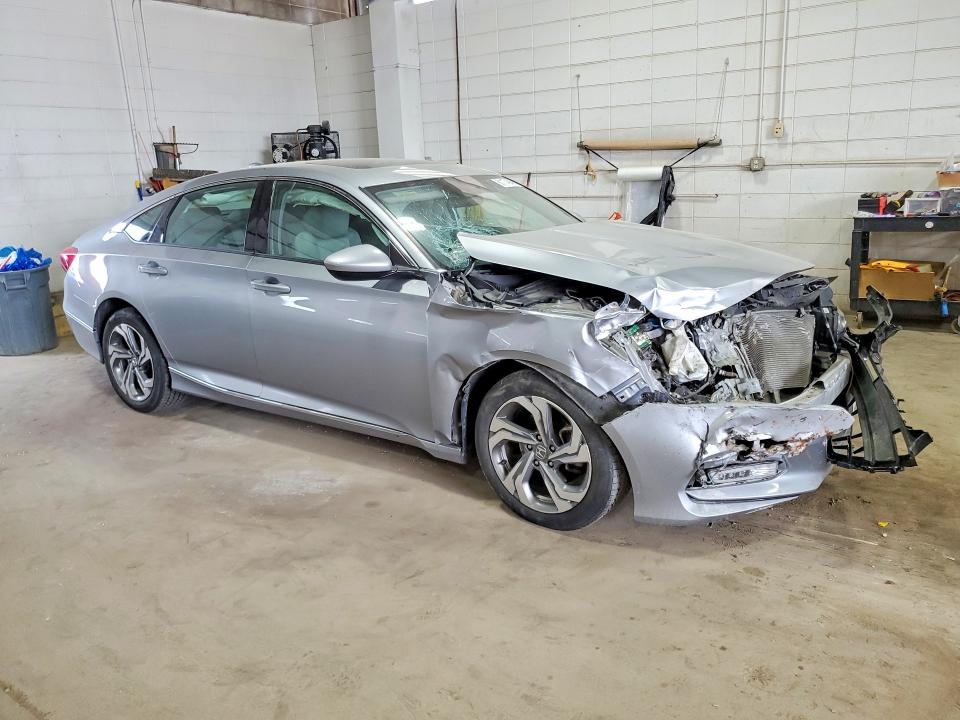 Photo 4 from auction – 2018 HONDA ACCORD with VIN 1HGCV1F47JA205519