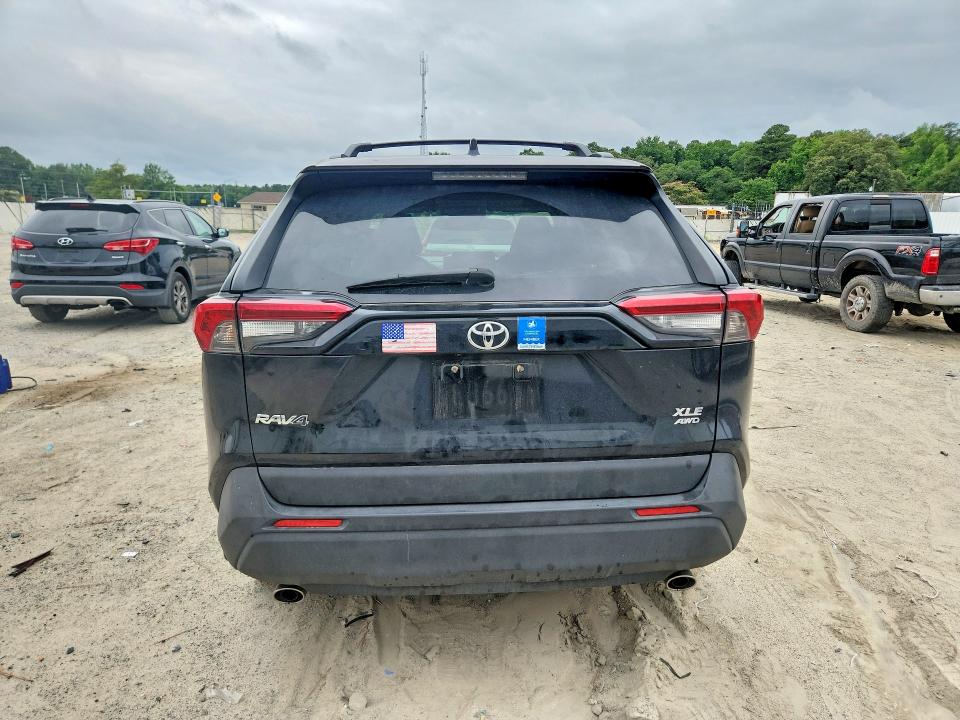 Photo 6 from auction – 2020 TOYOTA RAV4 with VIN JTMP1RFV0LD051255
