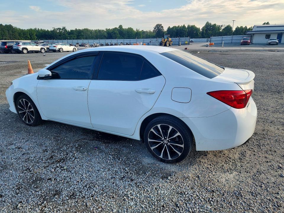 Photo 2 from auction – 2018 TOYOTA COROLLA with VIN 2T1BURHE6JC032038
