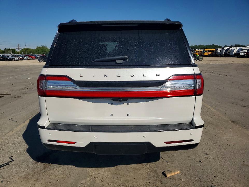 Photo 6 from auction – 2018 LINCOLN NAVIGATOR with VIN 5LMJJ3LTXJEL08766