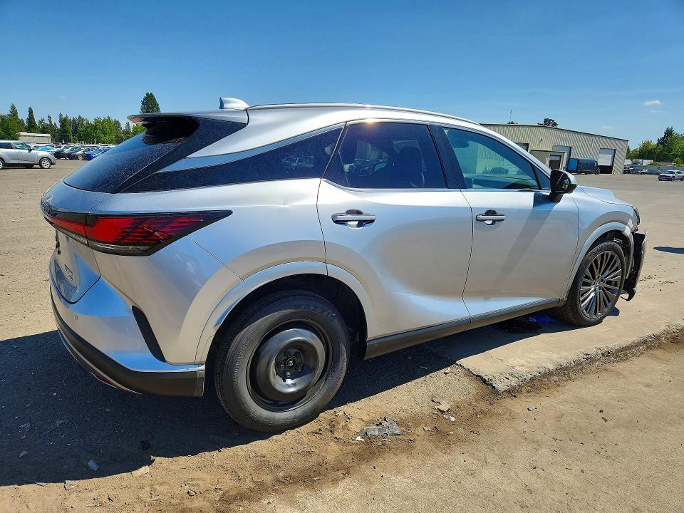 Photo 3 from auction – 2023 LEXUS RX 350 with VIN 2T2BAMCA5PC029037