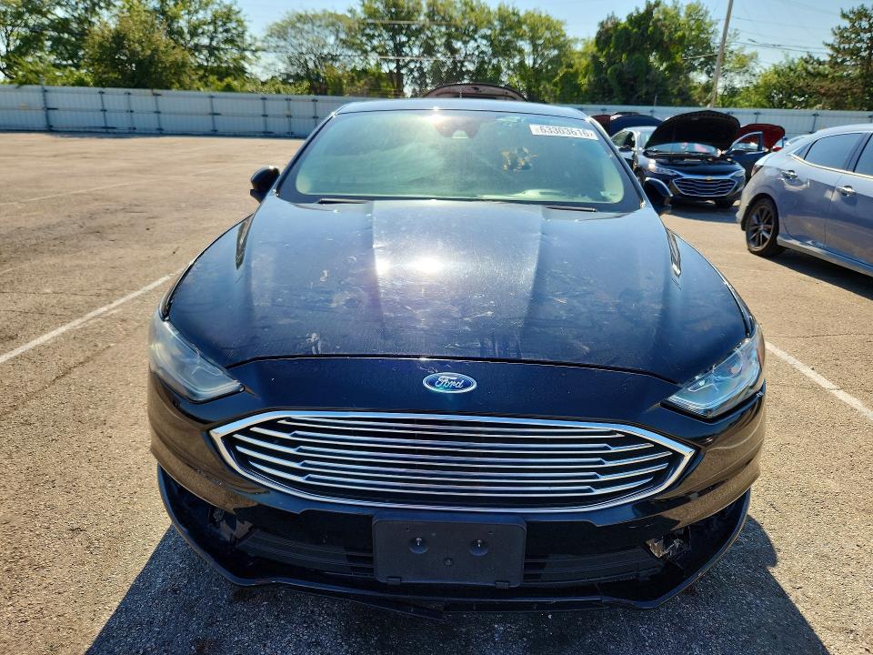 Photo 5 from auction – 2018 FORD FUSION with VIN 3FA6P0G7XJR201582