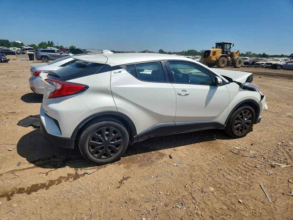Photo 3 from auction – 2019 TOYOTA C-HR with VIN NMTKHMBX2KR080807