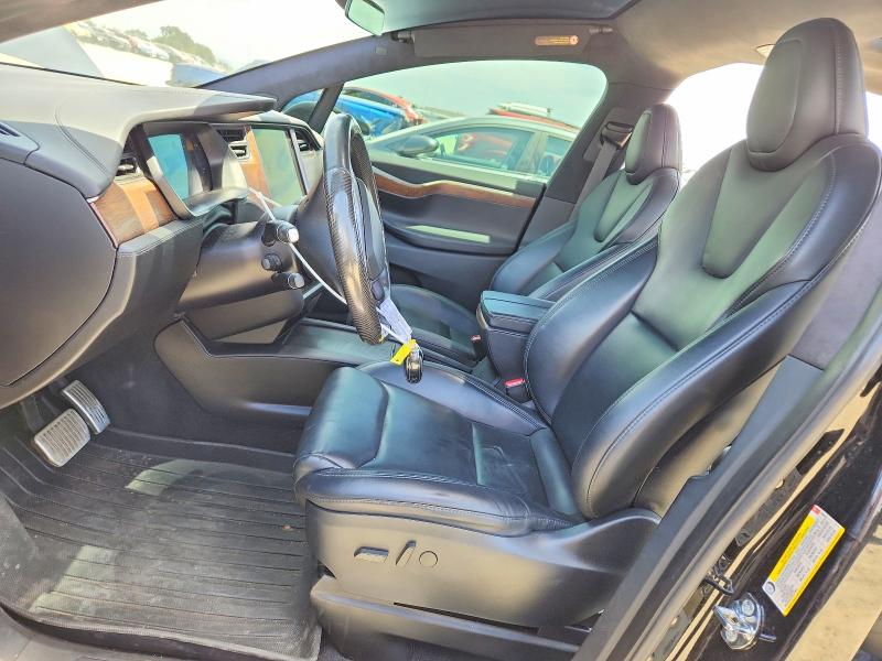 Photo 7 from auction – 2020 TESLA MODEL X with VIN 5YJXCBE29LF306020