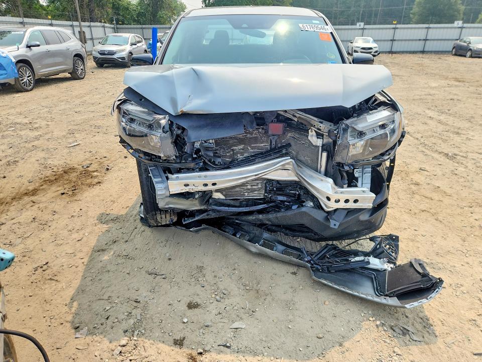 Photo 5 from auction – 2025 HONDA RIDGELINE with VIN 5FPYK3F15SB012719