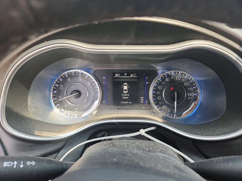 Photo 9 from auction – 2015 CHRYSLER 200 with VIN 1C3CCCAB4FN650133