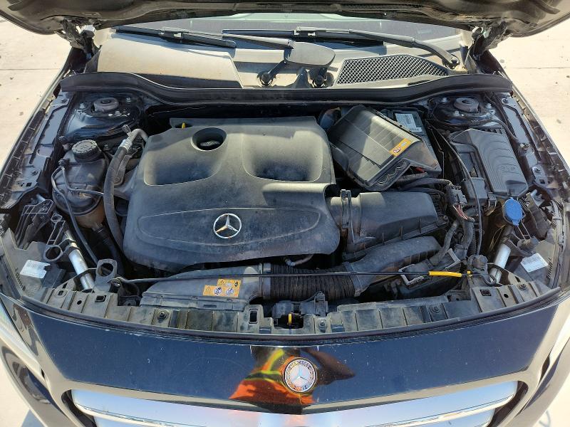 Photo 12 from auction – 2015 MERCEDES-BENZ GLA with VIN WDCTG4EB0FJ116273