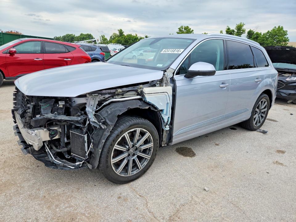 AUDI Q7 2017 with VIN WA1VAAF76HD031250 - Photo from auction