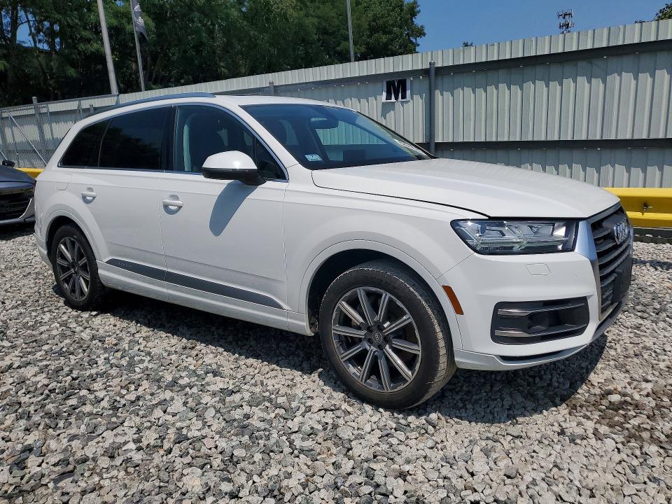 Photo 4 from auction – 2017 AUDI Q7 with VIN WA1LAAF77HD036996