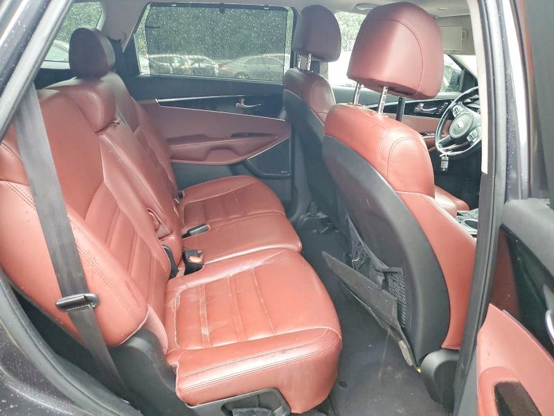 Photo 11 from auction – 2017 KIA SORENTO with VIN 5XYPK4A57HG235396