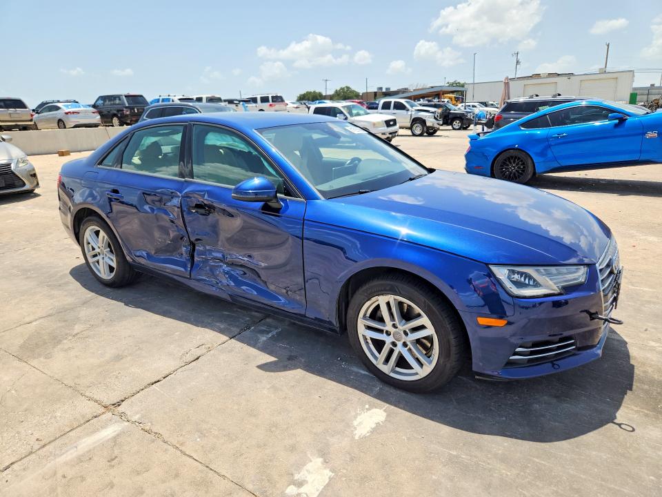 Photo 4 from auction – 2017 AUDI A4 with VIN WAUGMAF46HN042283