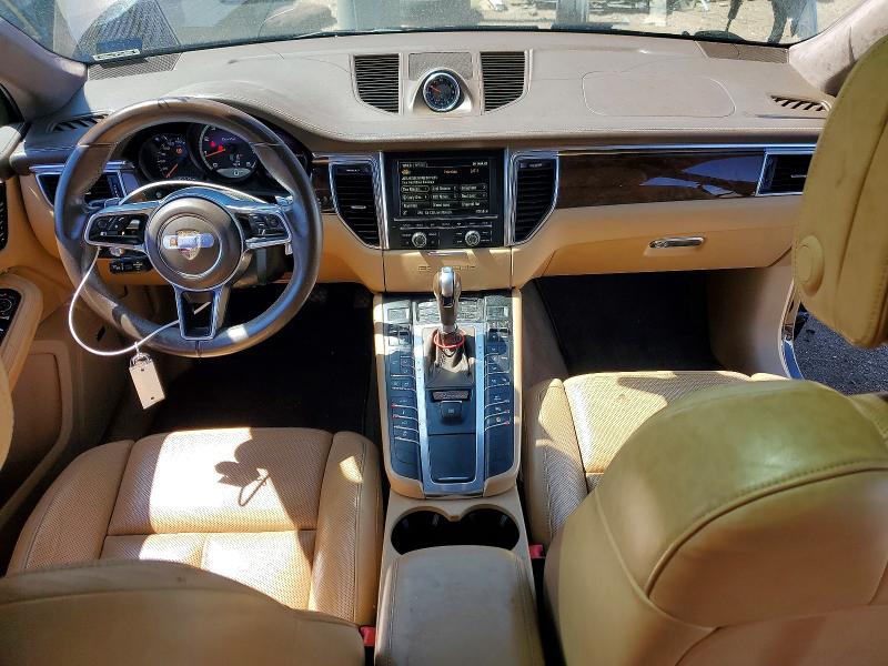 Photo 8 from auction – 2016 PORSCHE MACAN with VIN WP1AF2A51GLB93081