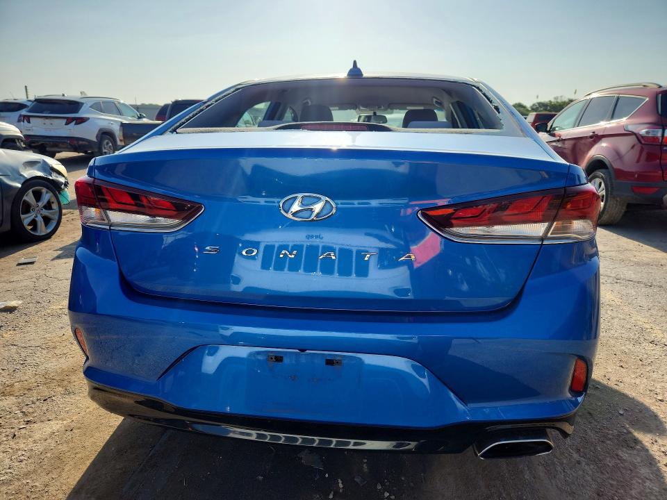 Photo 6 from auction – 2019 HYUNDAI SONATA with VIN 5NPE34AF5KH775763