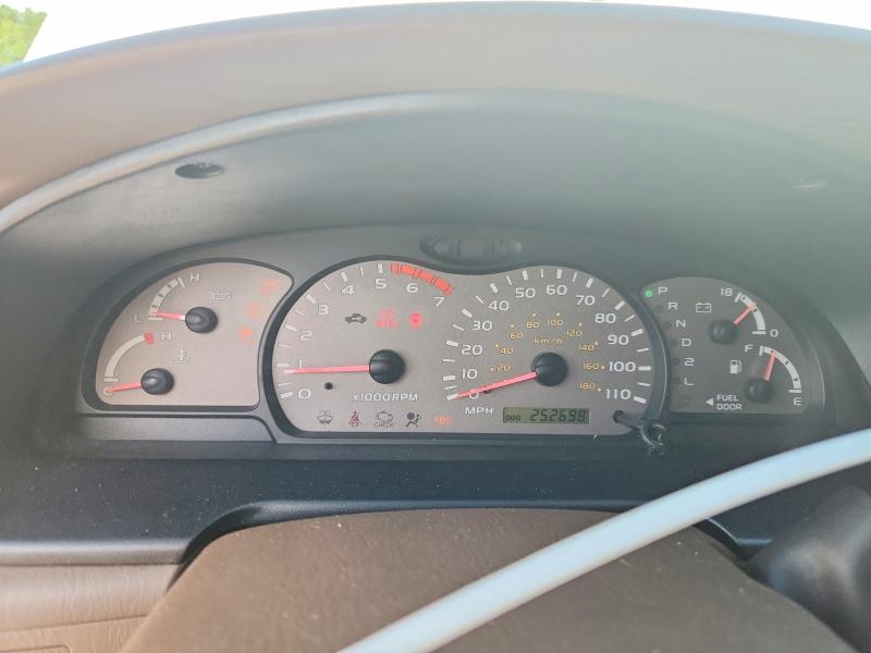 Photo 9 from auction – 2004 TOYOTA SEQUOIA with VIN 5TDZT38A84S208837