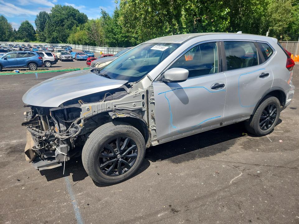 NISSAN ROGUE 2017 with VIN KNMAT2MV6HP550948 - Photo from auction