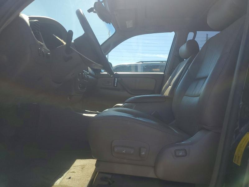 Photo 7 from auction – 2003 TOYOTA SEQUOIA with VIN 5TDZT38A63S183239