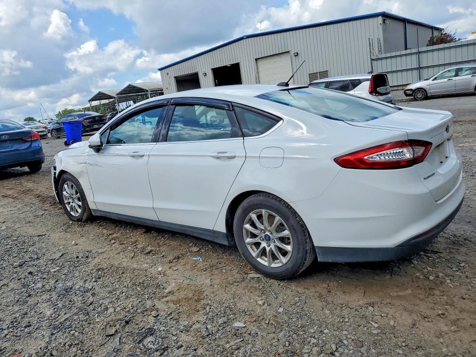 Photo 2 from auction – 2016 FORD FUSION with VIN 3FA6P0G76GR121124