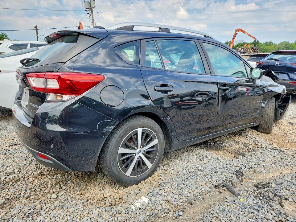 Photo 3 from auction – 2019 SUBARU IMPREZA with VIN 4S3GTAD60K3750395