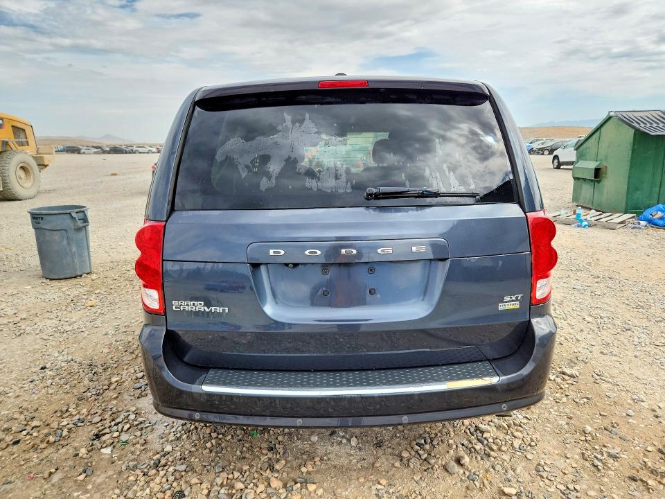 Photo 6 from auction – 2014 DODGE GRAND CARAVAN with VIN 2C4RDGCG6ER388202