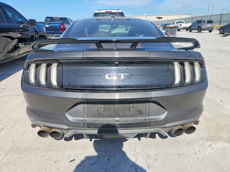 Photo 6 from auction – 2018 FORD MUSTANG with VIN 1FA6P8CF9J5180464