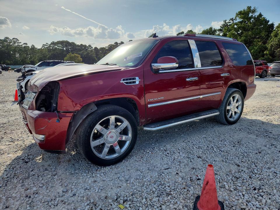CADILLAC ESCALADE 2011 with VIN 1GYS3DEF5BR129820 - Photo from auction