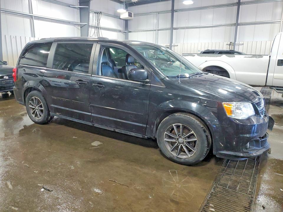 Photo 4 from auction – 2017 DODGE GRAND CARAVAN with VIN 2C4RDGCG6HR546624