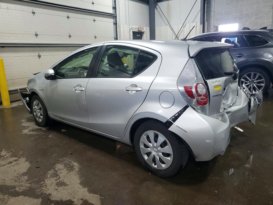 Photo 2 from auction – 2014 TOYOTA PRIUS C with VIN JTDKDTB31E1575196