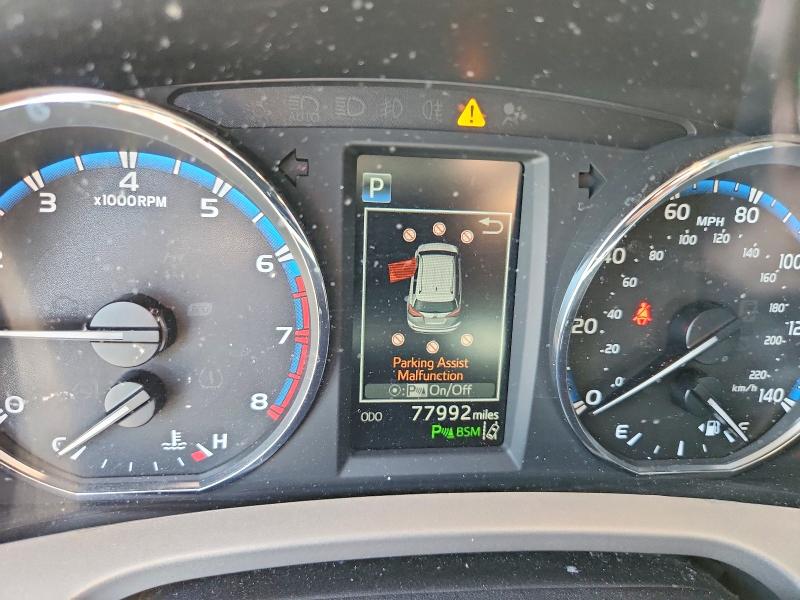 Photo 9 from auction – 2017 TOYOTA RAV4 with VIN 2T3DFREV7HW558606