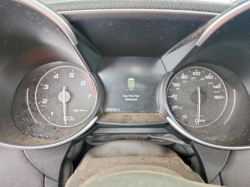 Foto 9 de la subasta – 2018 ALFA ROMEO GIULIA con VIN ZARFAECN4J7583358