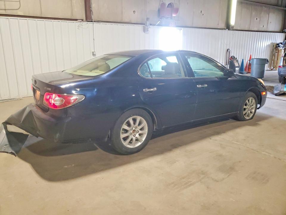 Photo 3 from auction – 2003 LEXUS ES with VIN JTHBF30G930130111