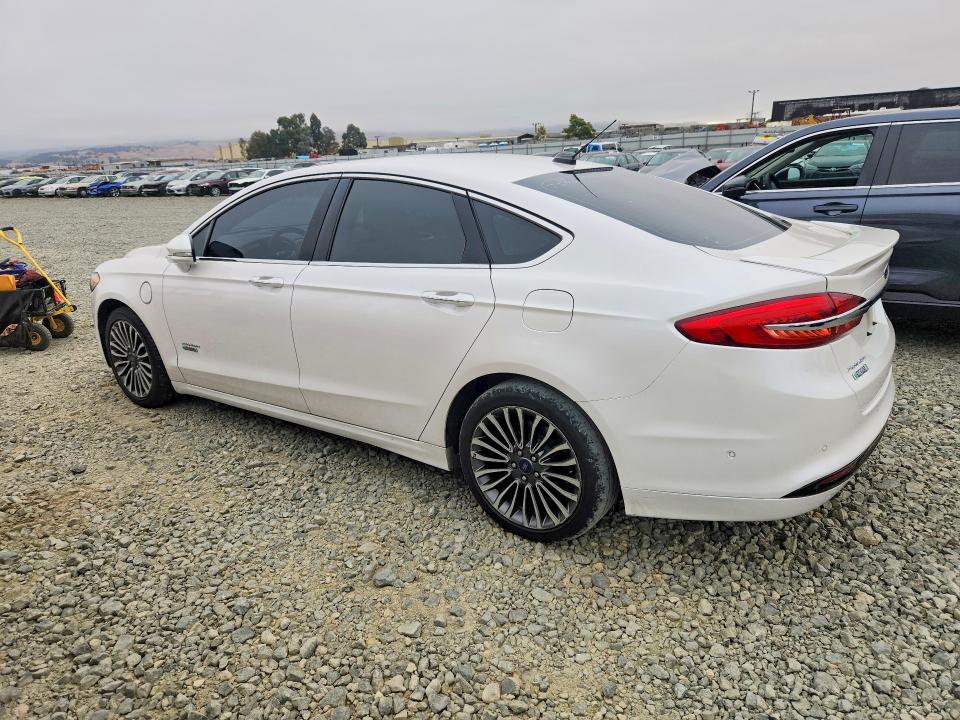 Photo 2 from auction – 2017 FORD FUSION with VIN 3FA6P0SU1HR312951