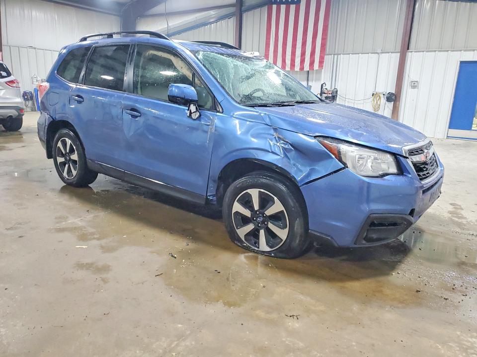 Photo 4 from auction – 2017 SUBARU FORESTER with VIN JF2SJAGC2HH490032